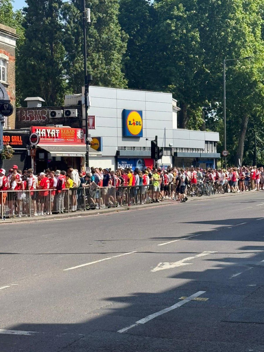 SV *Champions of England* tweet media