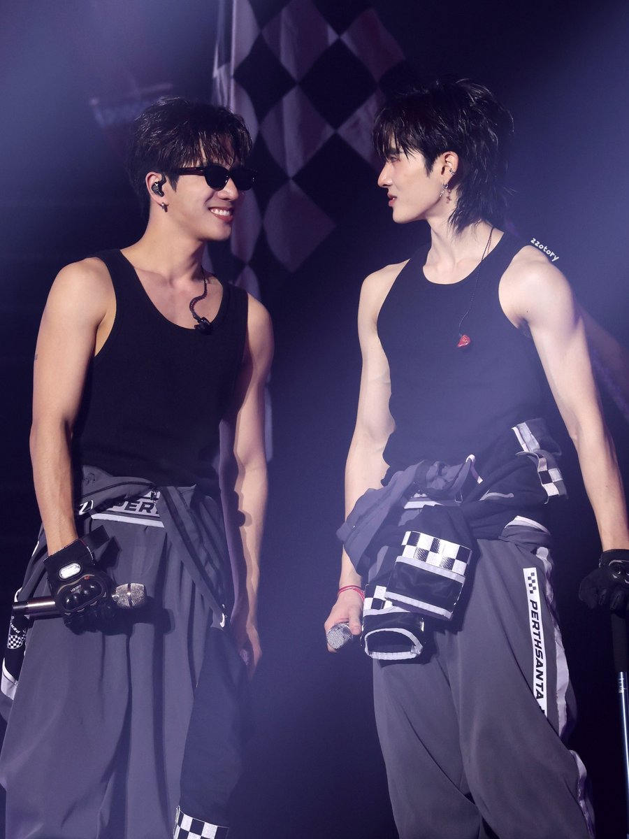 쪼 tweet media
