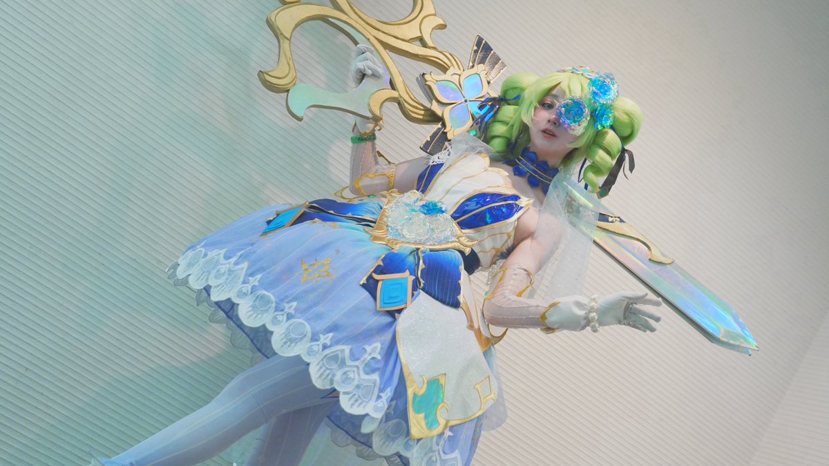 りお tweet media