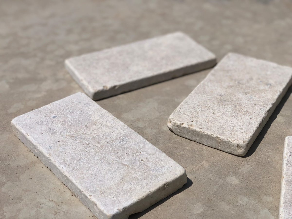 Reham2000_SL's tweet photo. Sinai Pearl Flamed Limestone

Designed for prestigious outdoor spaces where timeless aesthetics and exceptional durability are essential — from luxury villas and resorts to high-end architectural landscapes.

#SinaiPearl #Limestone #NaturalStone #Architecture #Outdoor #Landscape https://t.co/bM5wzODKfk
