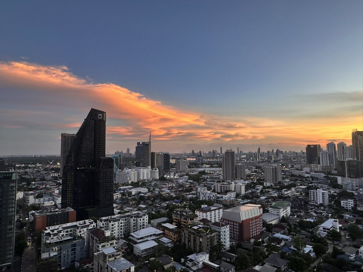 minimatter's tweet photo. 🌆 https://t.co/Iv0bRPFgqI