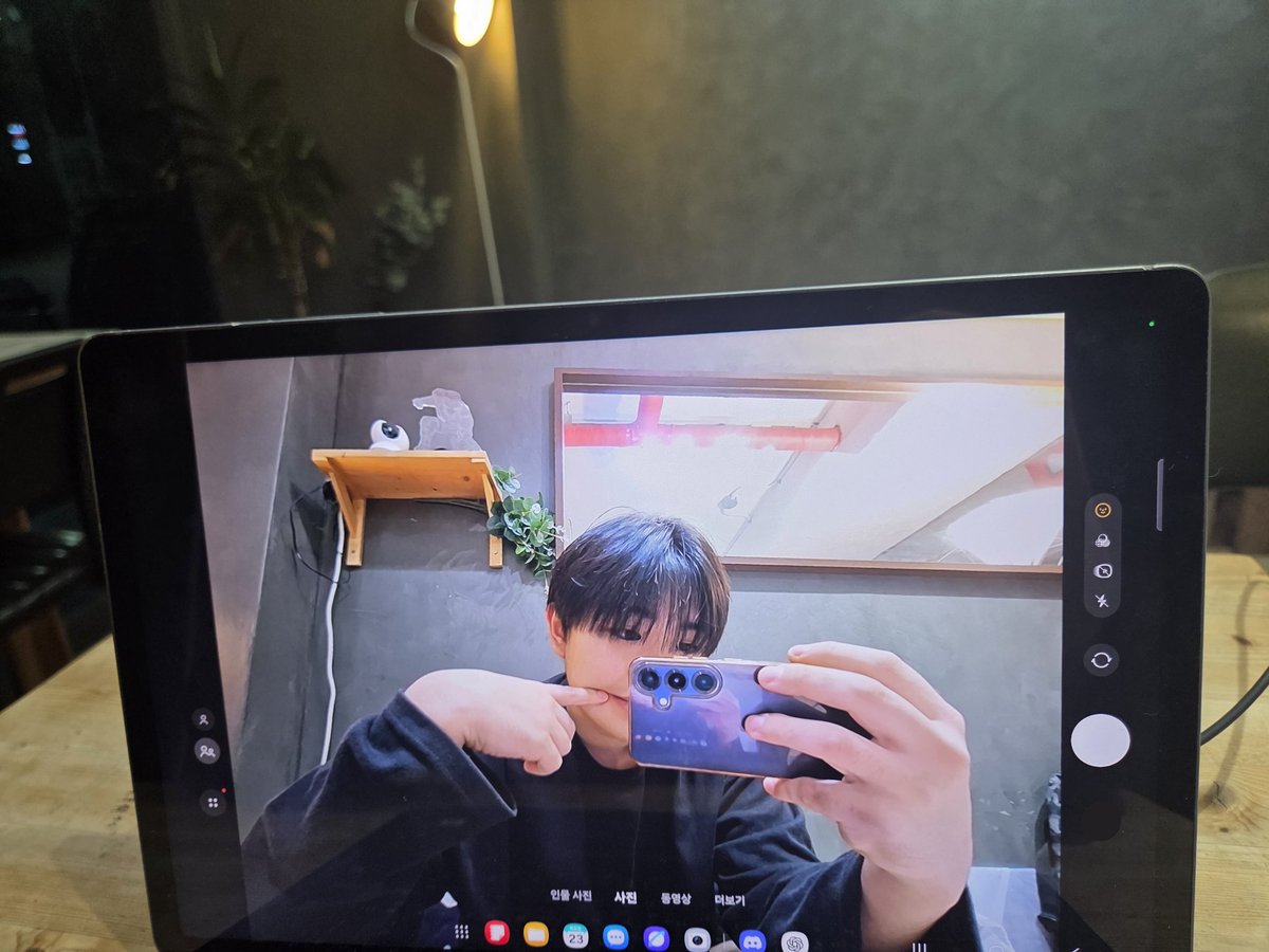 O_wol2's tweet photo. 저랑 교류를 하시려면 제가 심심할때마다 올리는 "연락" 이라는 피드에 맘눌을 하시면 됩니다.

+) 자매품으로 "전화" 라는 이벤드성 교류 피드도 있으니 많은 관심 부탁드립니다 https://t.co/RZfd3fZGLw