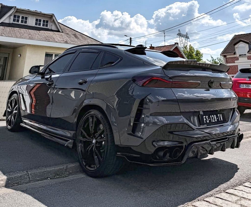 We love cars ❤️ tweet media