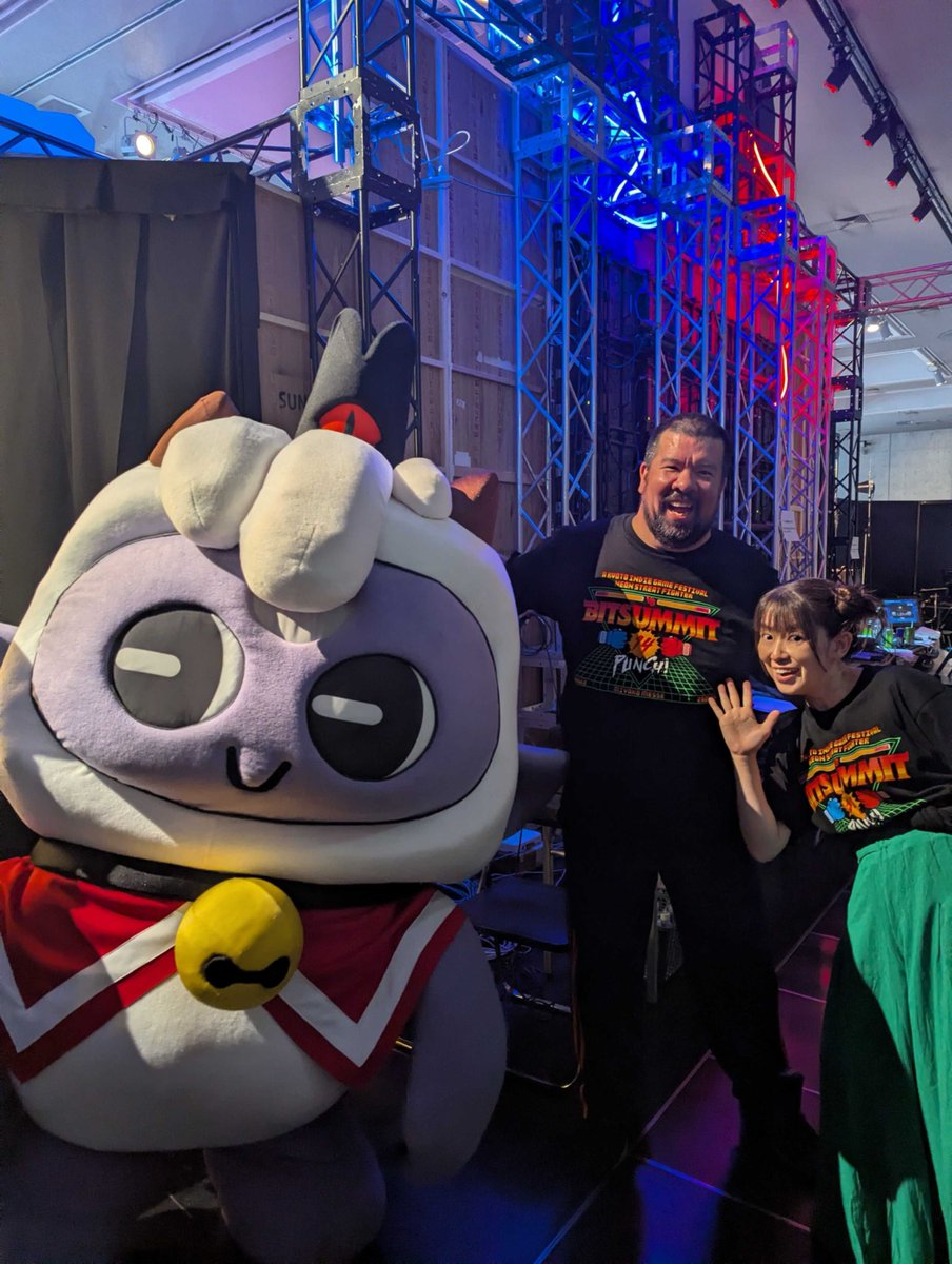 DevolverJP's tweet photo. 日本の思い出📷

#BitSummit #CultoftheLamb https://t.co/tu0t5kZQYG