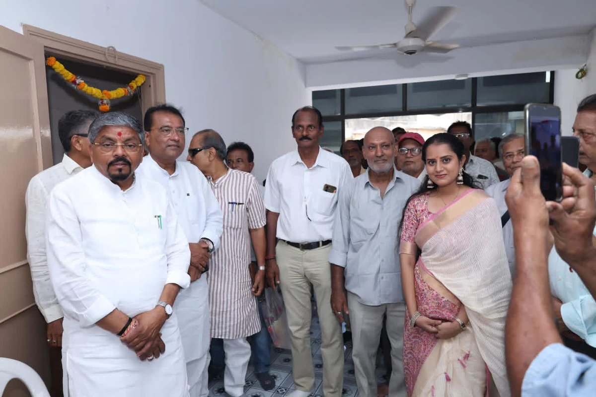 Rakesh Desai tweet media