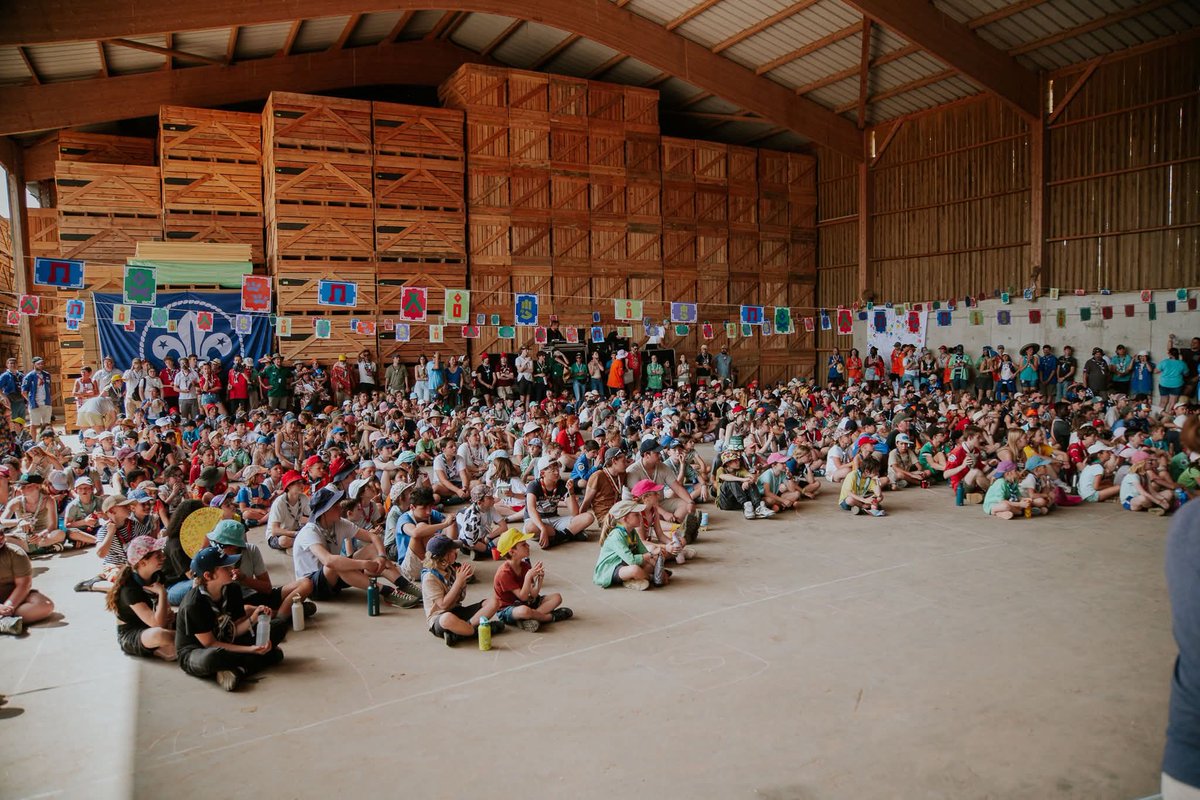 BOUCHONS276's tweet photo. Animations auprès des scouts et guides de France en rassemblement à Rougemontiers, près de 600 jeunes ambassadeurs. #BalanceTonBouchon @ici_hnormandie https://t.co/eGzcSK0vGg