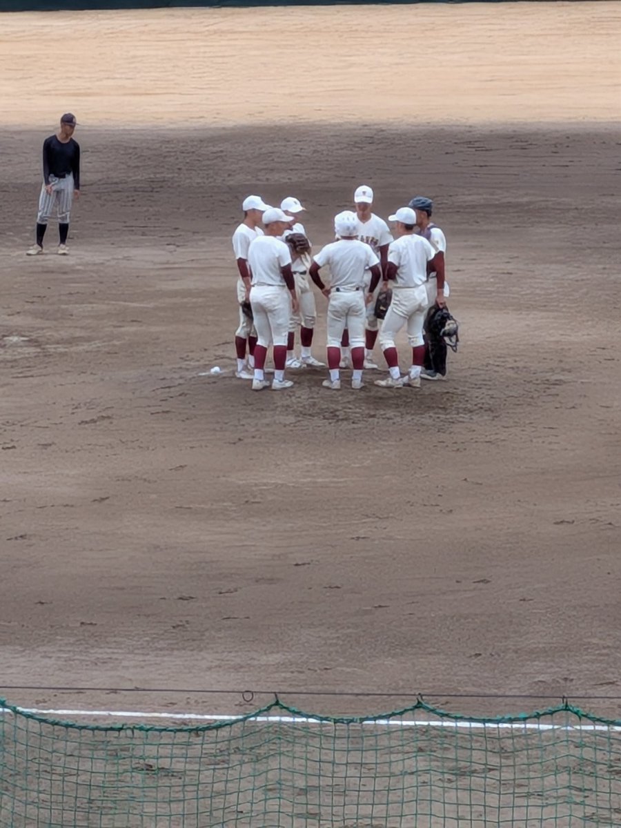 chiimaru416's tweet photo. 【敦賀気比】🆚高岡商業

富山の強豪高岡商との練習試合😌
今頃は午前は最高の天気です😊
バッティングはまずまず
先発投手は鶴田啓人。
心配する事はないですね。
最後は3番手中川瑛心が抑え
ました🤣 https://t.co/xBYUraFOPX