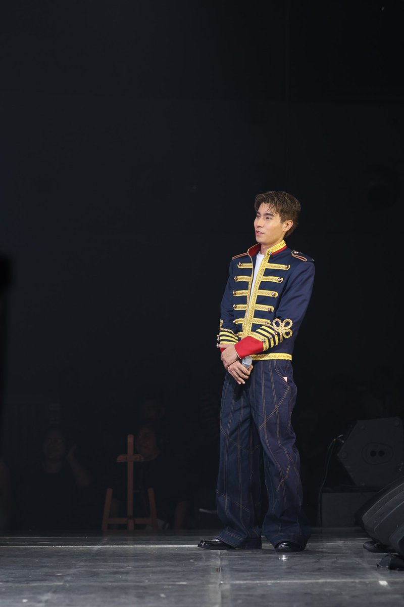DocLaineee's tweet photo. Final answer prince Ian vibe talaga sya oh! 

anyway, miss ko na perfect crown 🥹 https://t.co/2rxfjrDBMw