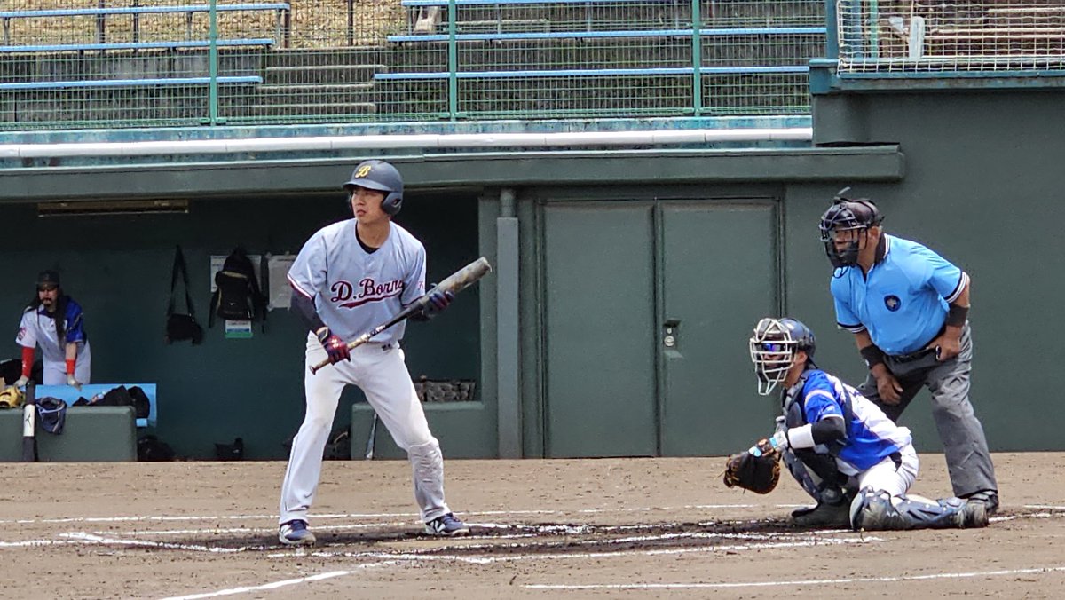 doublers_yakyu's tweet photo. 中間市リーグの3戦目でございました。
初回にタイムリーで先制し、幸先良いスタートでしたが、守りきれず敗戦…
あと一本がなかなか出ませんね。

次回の活動は14日のリーグ戦です。
暑さに負けずに頑張っていきましょう！
#福岡　#草野球　#メンバー募集中 https://t.co/v7dQl0wkX6