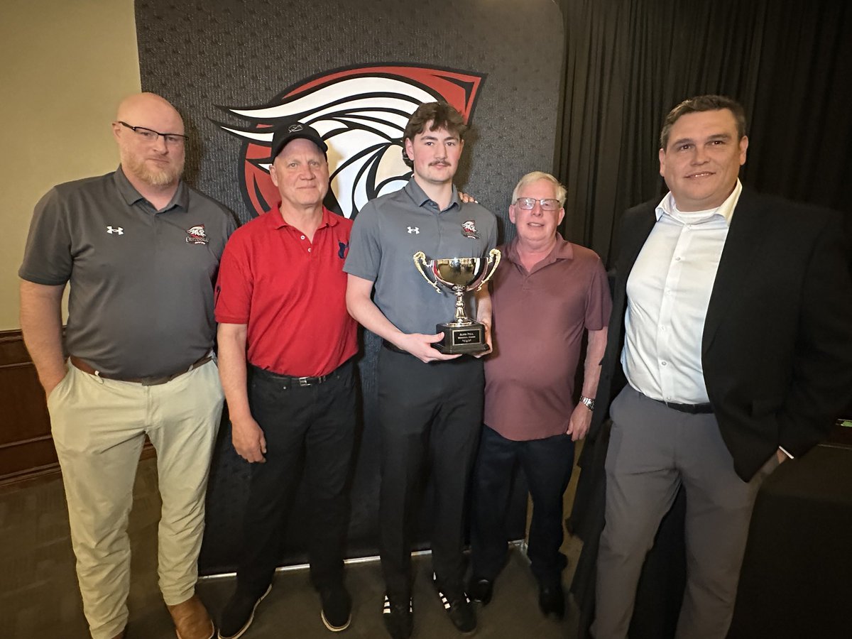 4_cens's tweet photo. The @AyrCentennials wrapped up the 2025/2026 season with our Year End Banquet 🏒

An evening filled with awards, community, and celebration of the players, volunteers, parents, billets, sponsors, and fans who make the CENS family so strong.

@519sportsonline @GOHLHockey https://t.co/ipnvrUb8Cv