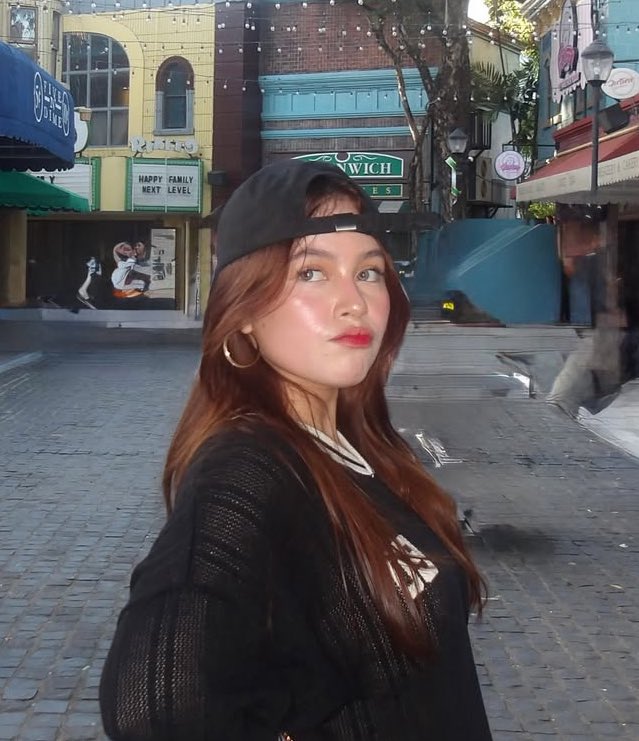 kryzrei_'s tweet photo. PUTANGINA ANG POGI MO KRYSTAL, UGANG UGA BUONG PAGKATAO KO

#KrystalMejes https://t.co/mBalnsGoFf