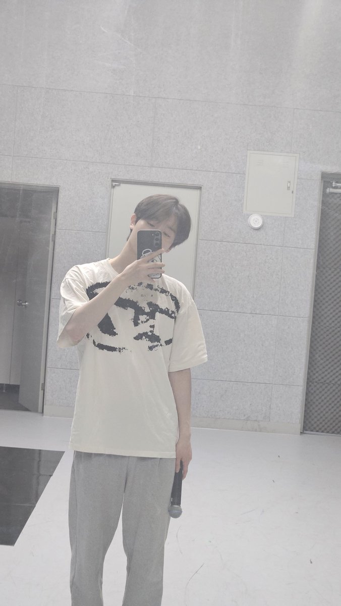 리치ೀ tweet media