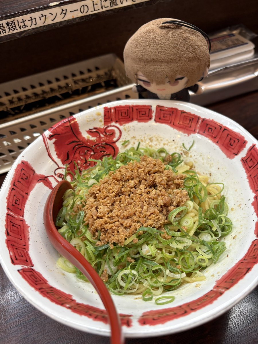 つるを tweet media