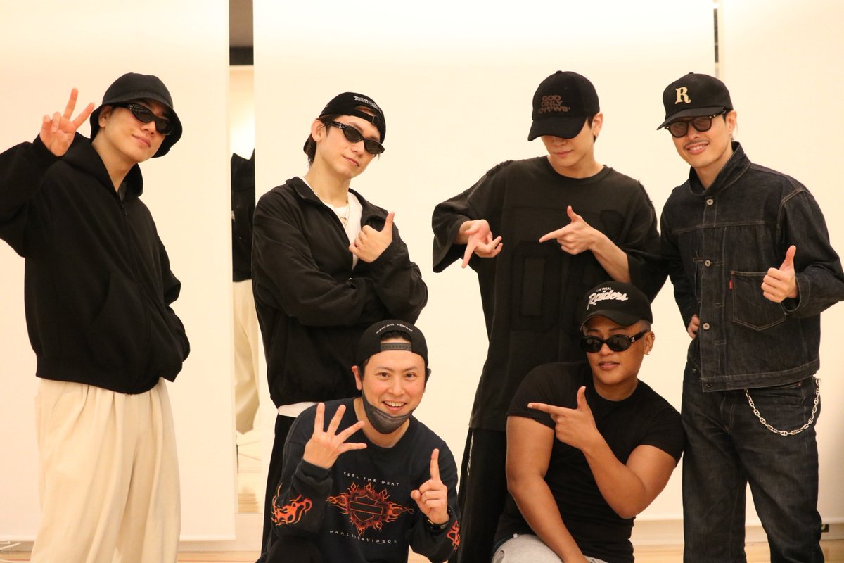 JSB3_LIVE_Information tweet media