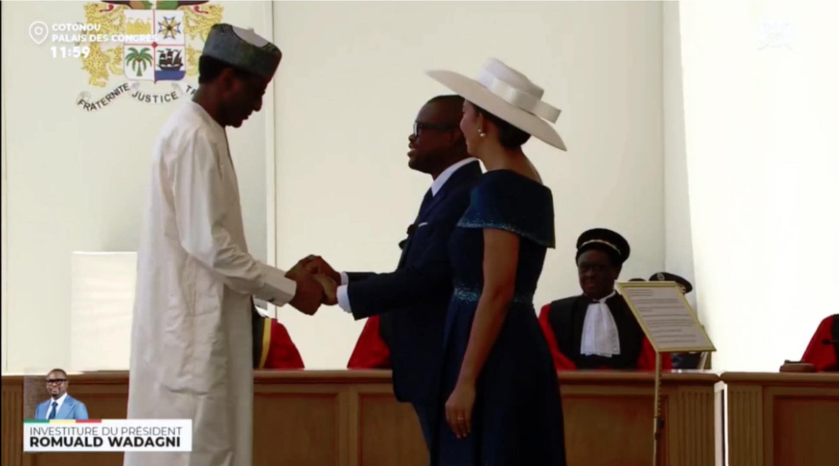 Nahina_H's tweet photo. La délégation du #Niger a assisté à l'investiture du nouveau président béninois. 
Nous espérons un apaisement des relations bilatérales pour le bien de nos deux pays 🤝 https://t.co/lybo8buKf1