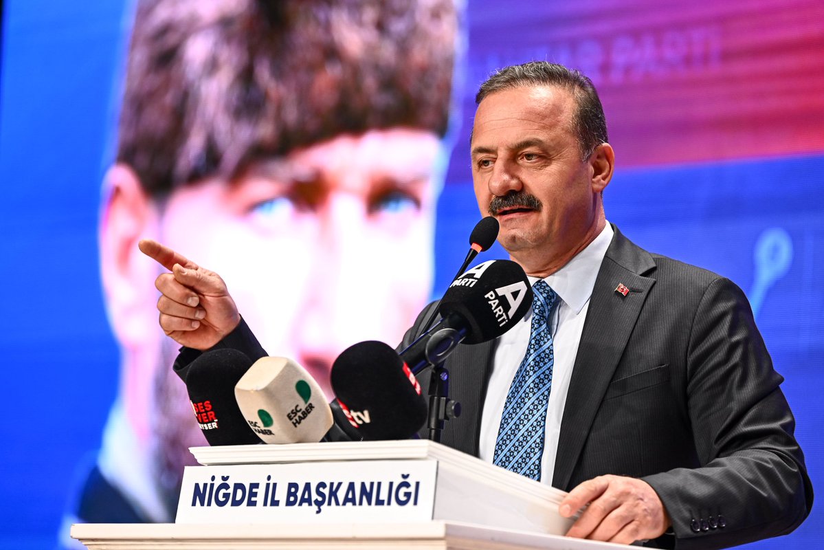 Yavuz Ağıralioğlu tweet media
