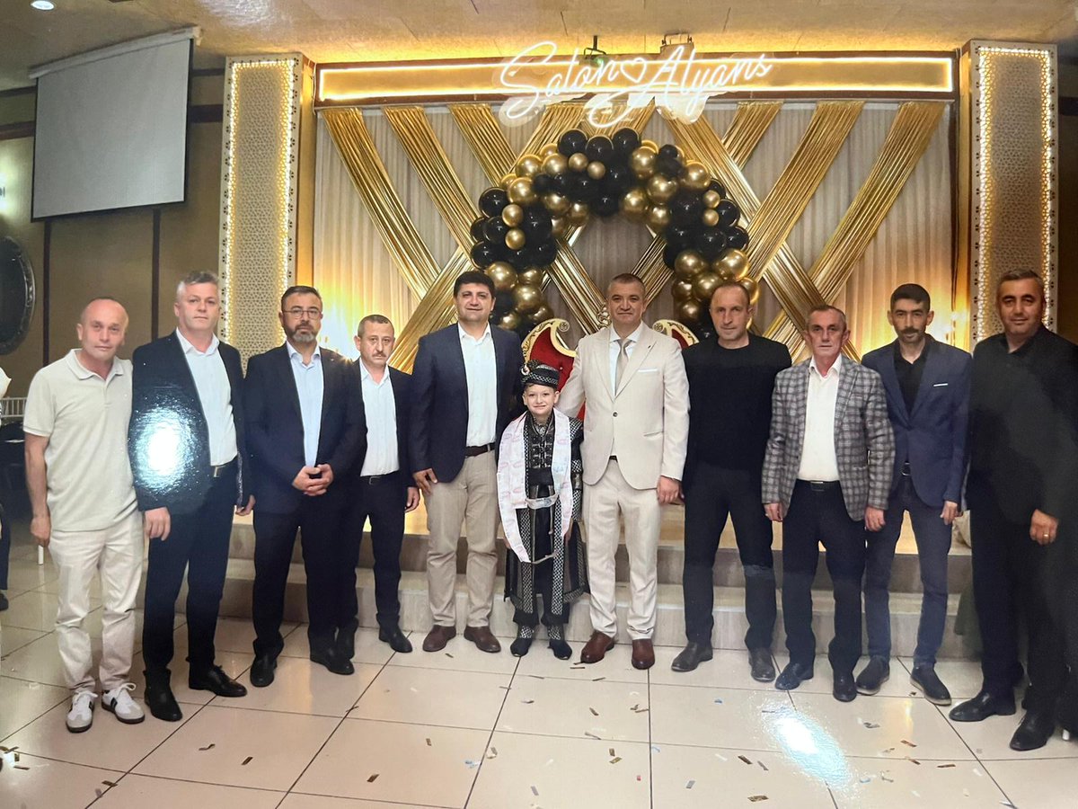 ozormaniskast's tweet photo. Öz Orman-İş Sendikası Kastamonu Bölge Başkanlığı olarak Kastamonu Merkez Orman İşletme Müdürlüğünde çalışan üyemiz Turan KURTULUŞ un oğlunun sünnet düğününe Bölge Sekreterimiz Zafer AYAZ, Merkez İşletme Baştemsilcimiz Sinan YILDIRIM temsilcilerimiz Mahir YAĞCIOĞLU ve https://t.co/C8JEODVBZ7