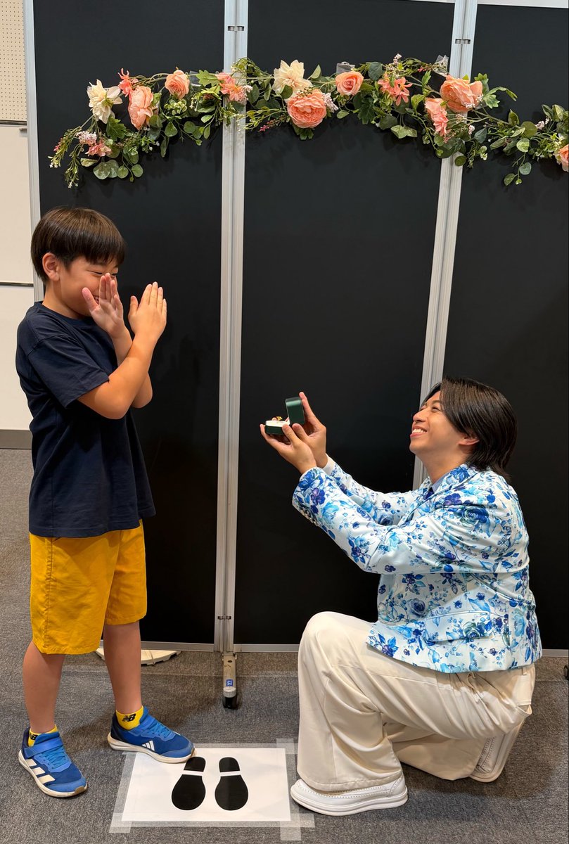 sukisuk2's tweet photo. しんくん久しぶりの再会

健ちゃんだけは本当に大好きなんだよ💛
成長が早いけど一緒に成長を感じてくれる健ちゃんいつも
ありがとう💛

#MATSURI 
#橋爪健二 
#京都 
#横浜 
#特別特典会 https://t.co/zC7YymcVsW