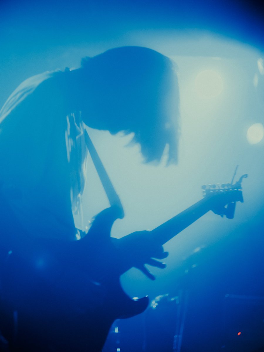 W_tPMA's tweet photo. 【photos④】

4/25（土）「Where’s the “P.M.A.”?」
吉祥寺WARP

the dim Island(@dimisland_band )

photo by(@tatsuhito_tkg ) https://t.co/C2x1Cy1ih2