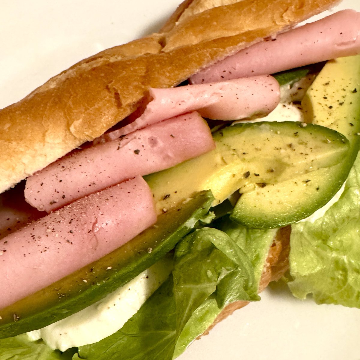 Moonfly_vip's tweet photo. 実況の録画終わったので、朝ごはんみたいな夜ごはん食べます🥪 https://t.co/Z1SaddkOux