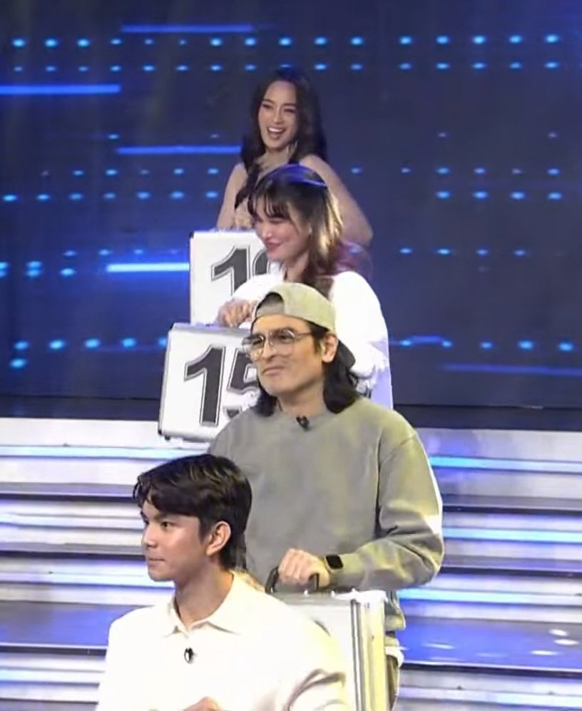 teachercars's tweet photo. Every angle of @anjisalvacion on #KDONDArizona

#AnjiSalvacion https://t.co/4TMZU7mmp7