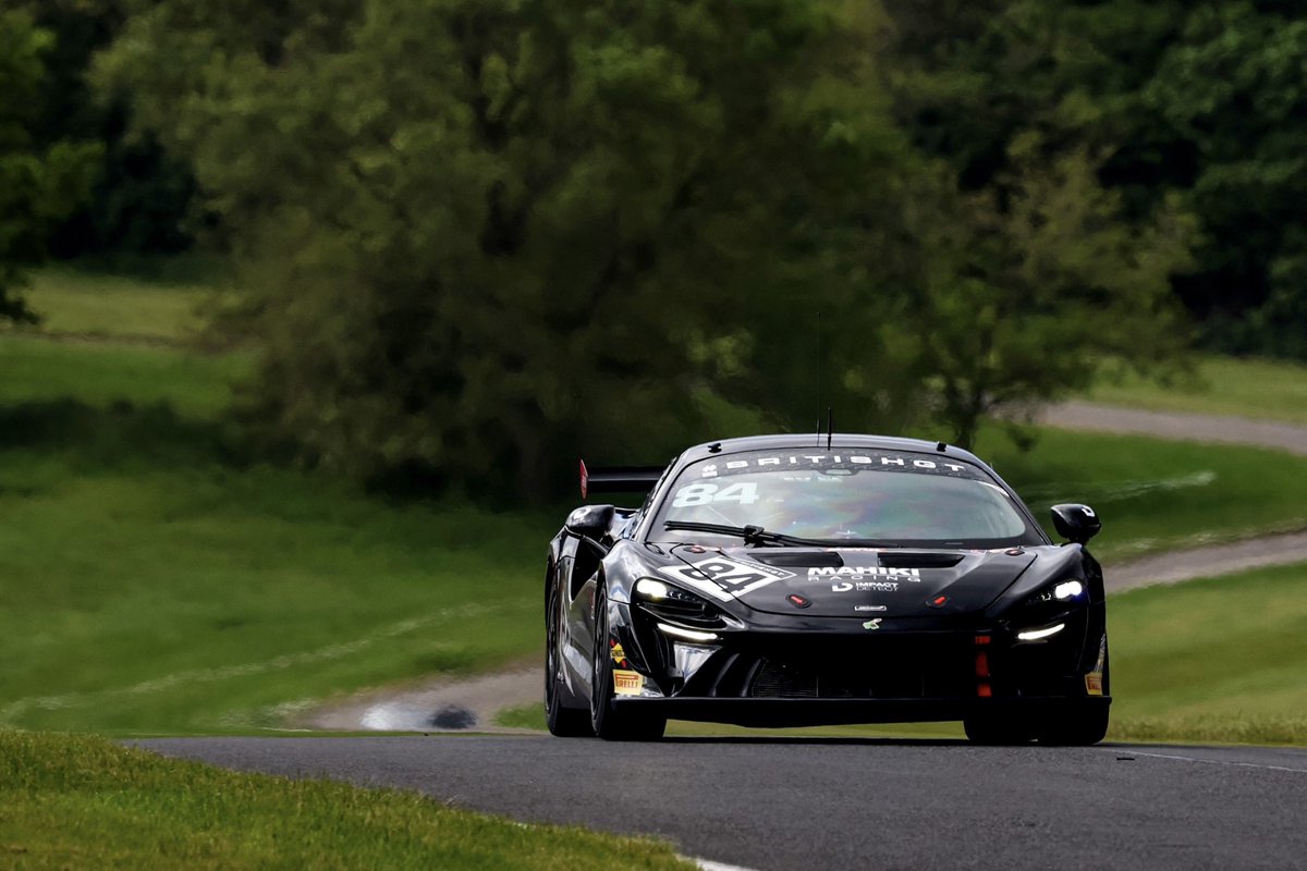 Angliss84's tweet photo. The weekend so far 📸 

#Angliss84 | #BritishGT https://t.co/FD4NF5dSug