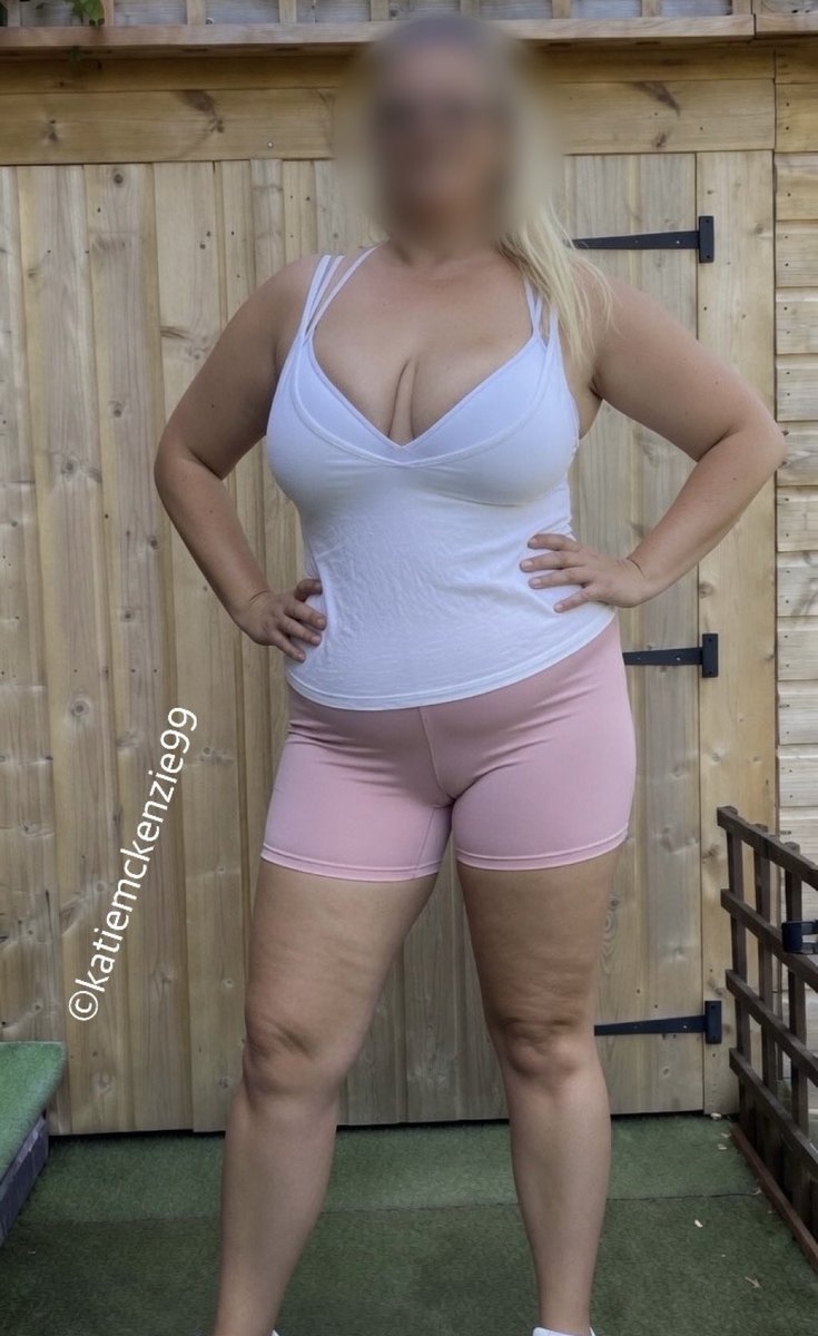 🎀 Miss Katie McKenzie 🎀 tweet media