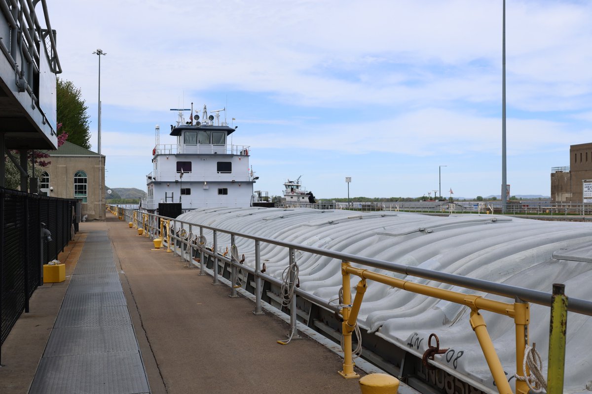 St Paul USACE tweet media