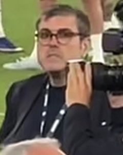urbins_1981's tweet photo. Imbarazza anche i suoi compagni di merende. 🤮
#Lazio #lotitovattene
#LotitoOUT #Lotito
#liberalalazio #sslazio #floridiout #fabianivattene #sslaziolibera #palellaout https://t.co/gpwn9RhSe2