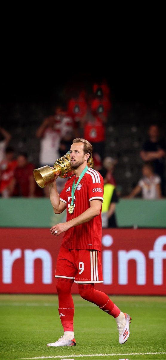 Footbal_Edit_HD's tweet photo. DFB Pokel Champions 🏆❤️
└📂 #BayernMunich 🇩🇪
     └📂 Harry #Kane 

#Bundesliga | #bayernmünchen | #Wallpaper https://t.co/nC3ggaatFf