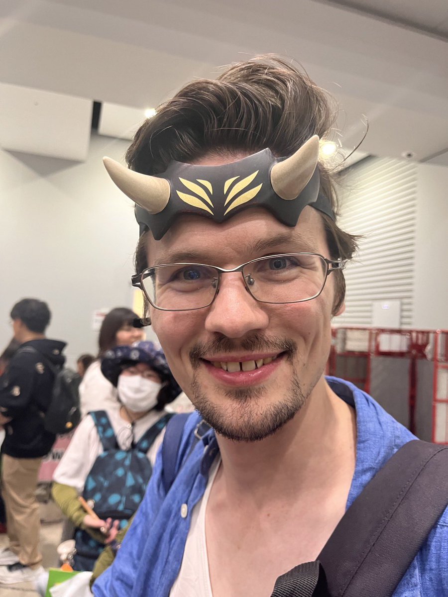 Max Ellis tweet media