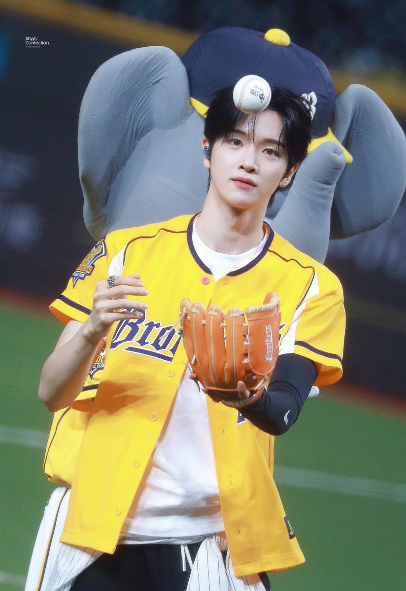 sungchan pics tweet media