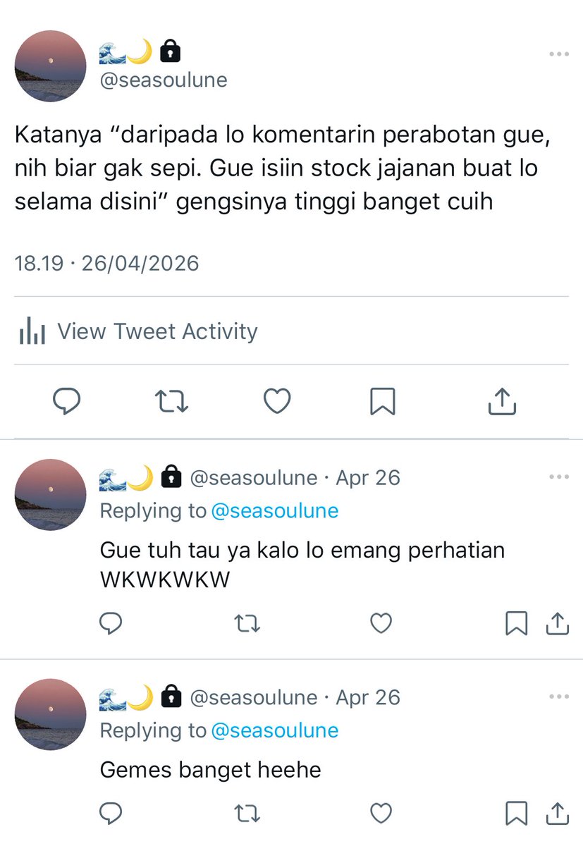 blue tweet media