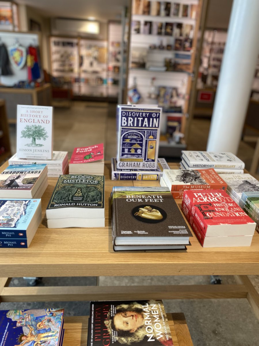 coffeebean74461's tweet photo. Bookshops, castles & good times.
Some snaps from a recent vacation and a stop at Norwich Castle! @NorwichCastle
#NorwichCastle #BookstoreAdventures #UKTravel #Books https://t.co/0sbatIAePo