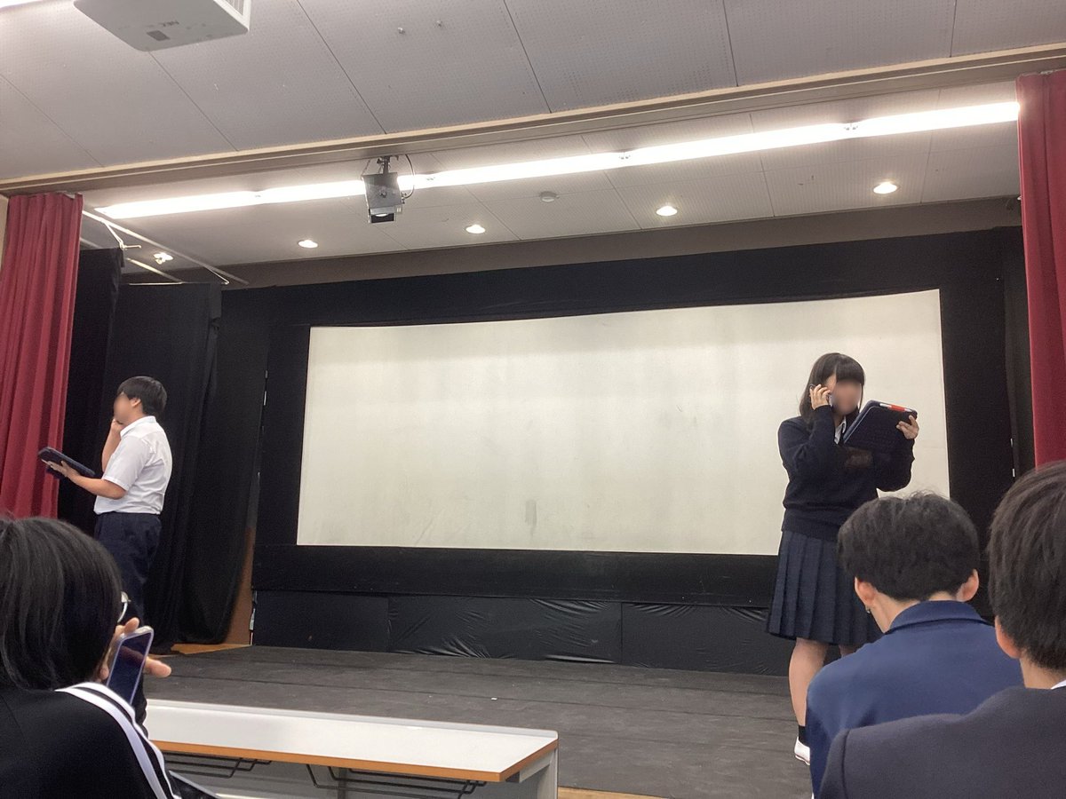 kk_Dramaclub's tweet photo. 5/22（金）活動報告✨
お久しぶりです！テストが終わり、一昨日から部活動が再開しました🙌
一昨日は52期×53期でエチュードを行いました〜！
53期のみんなが想像以上に上手くて、本当に驚きました…！
これからの成長がすごく楽しみです🤭
#高校演劇
#川北演劇部
#川口北高校 https://t.co/xX8UEAB2XT