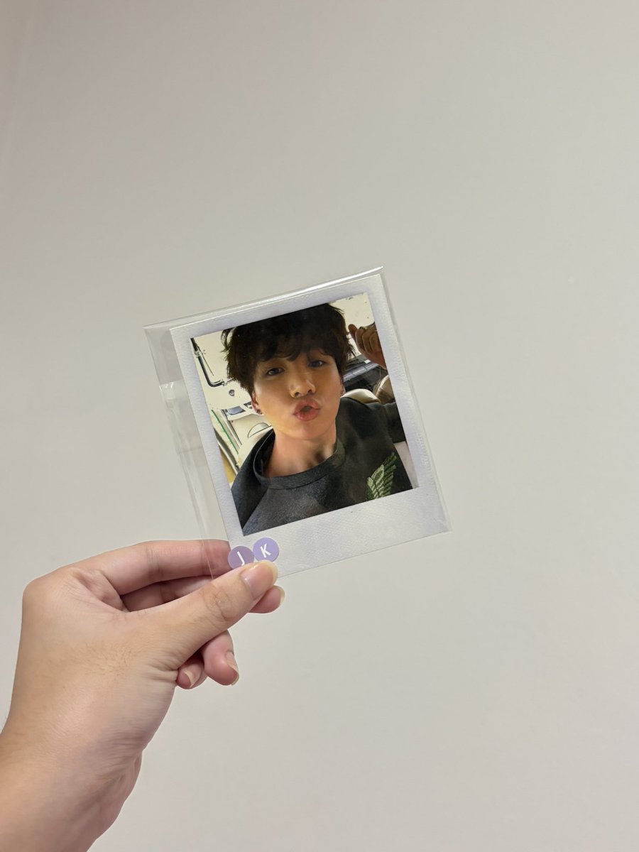 clynkoo's tweet photo. ୨ wts / lfb/ ph ୧
 
jungkook young forever photocard

ʚ 850 DOP
ʚ good condition 
ʚ 800 PAYO 

⋆˚꩜｡ reply “mine” / dm 

⌗ jk pc young forever wts lfb lf
#beritindas https://t.co/DJH55XcNXJ