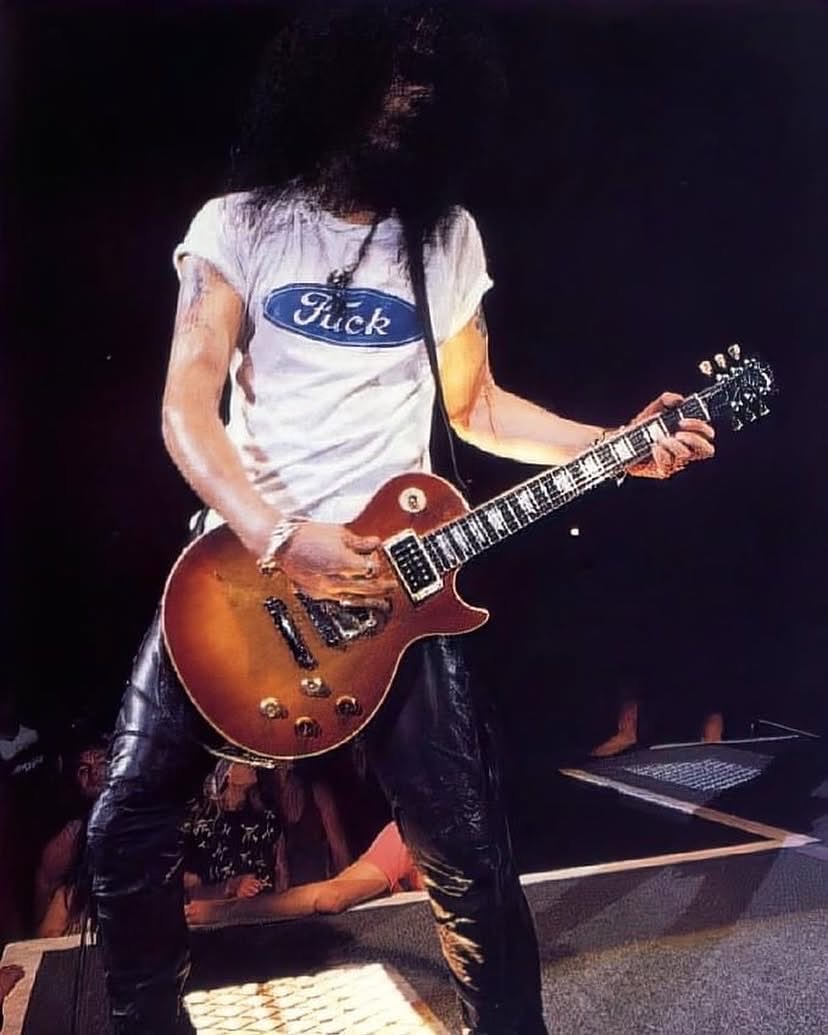 Trashed Slash 24 & 25 de maio de 1991, @gunsnroses se apresentou no Alpine Valley ...