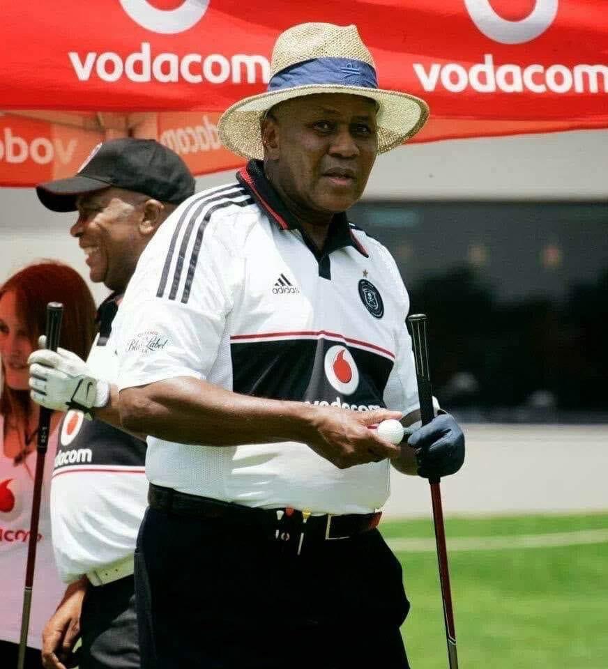 Ndabazezwe tweet media