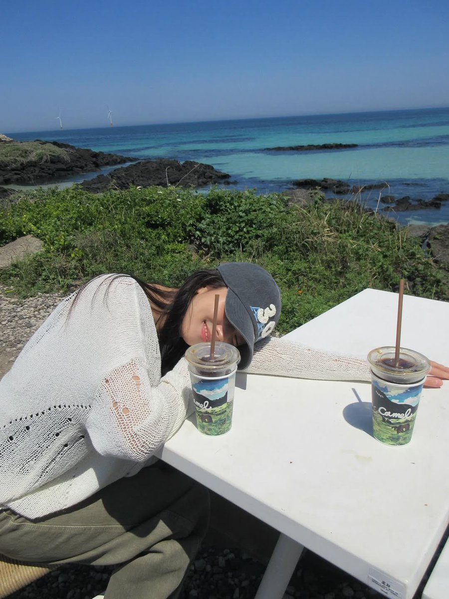 JISOO NEWS tweet media