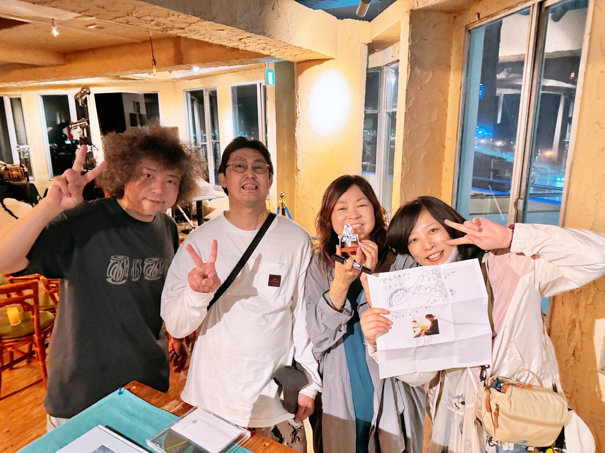 SSCmie's tweet photo. 大好きなclammbon原田郁子さんと
タブラ奏者U-zhaanさんのライブは、
圧倒されるのに優しくてめっちゃおもろくて。歌声が最高で耳に残ってる。

去年入院して行けなかったから、
嬉しすぎて、、

まさかのお話も出来て、アワアワ💦
退院出来てよかった！！
来てくれてありがとうって😭😭

大好きです！ https://t.co/AZUYUmhFuH