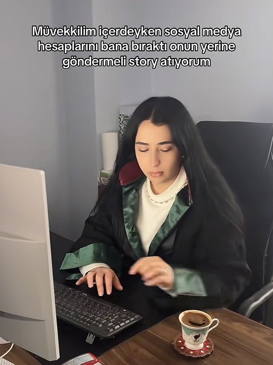avcubbeli's tweet photo. Avukatlık tiktok içeriği olacak bir meslek değil avukatlık tiktok içeriği olacak bir meslek değil avukatlık tiktok içeriği olacak bir meslek değil https://t.co/RPrKpFFNFs