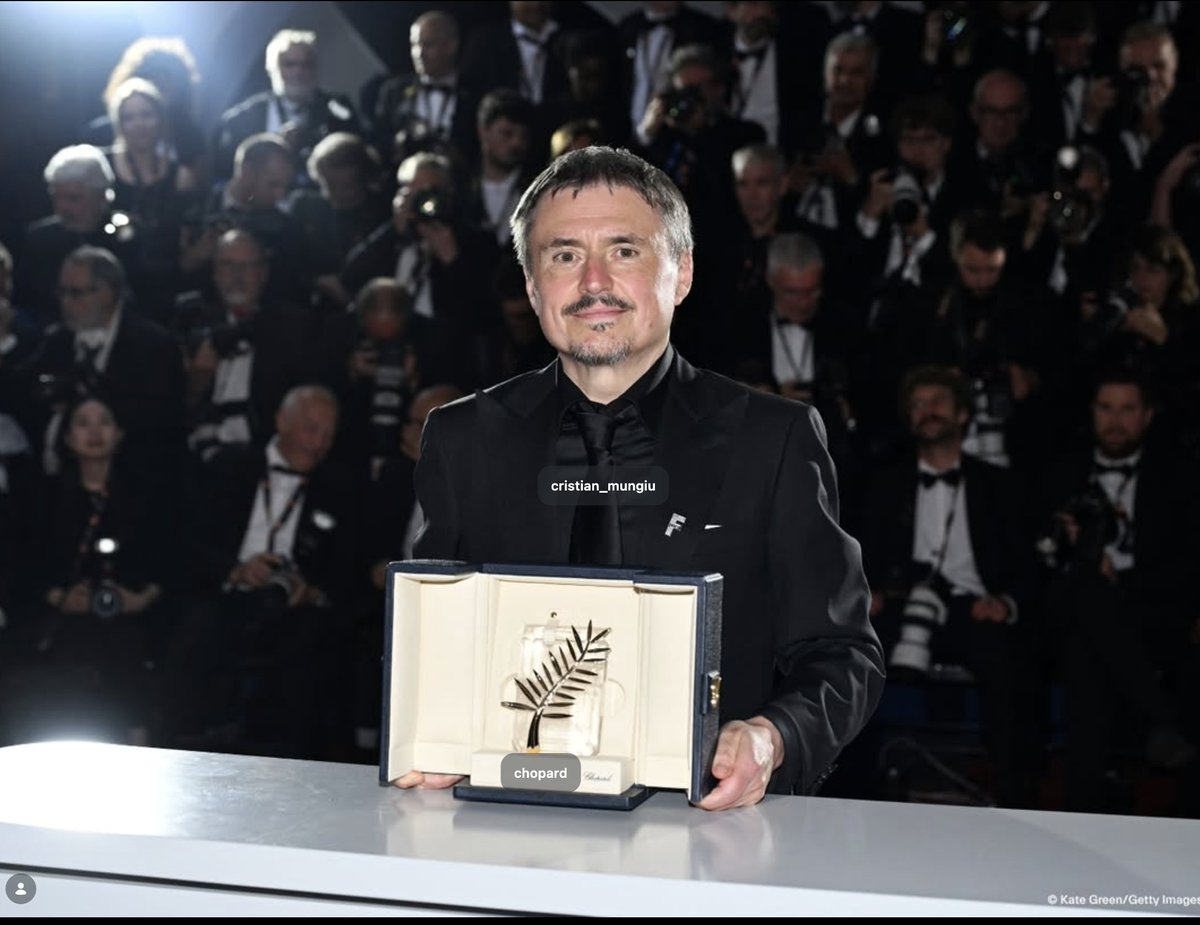 Context000's tweet photo. La Palma de Oro 2026 a la película  ‘Fjord’ de Cristian Mungiu. https://t.co/NNyymHzJQV