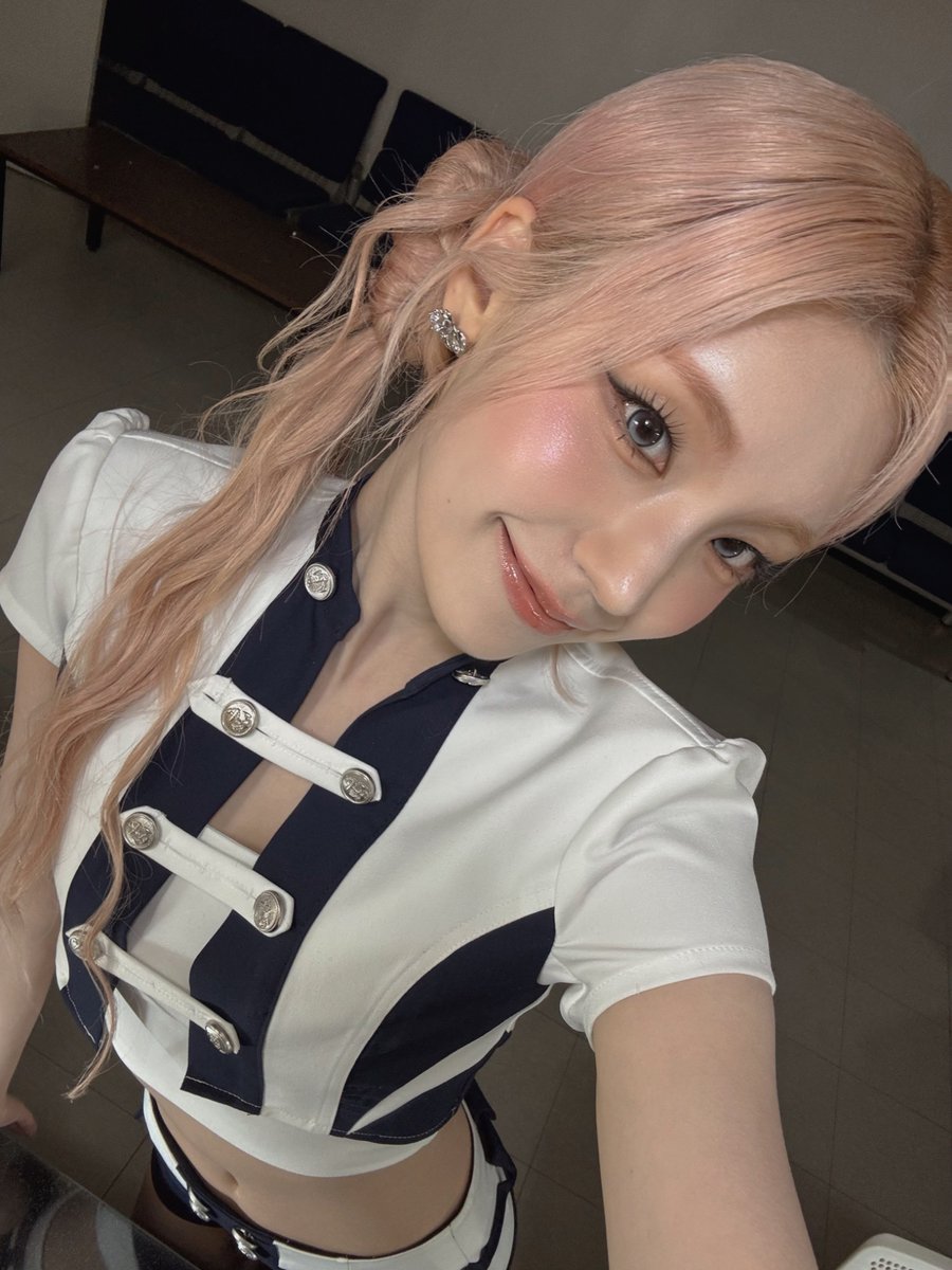 yeji pics tweet media