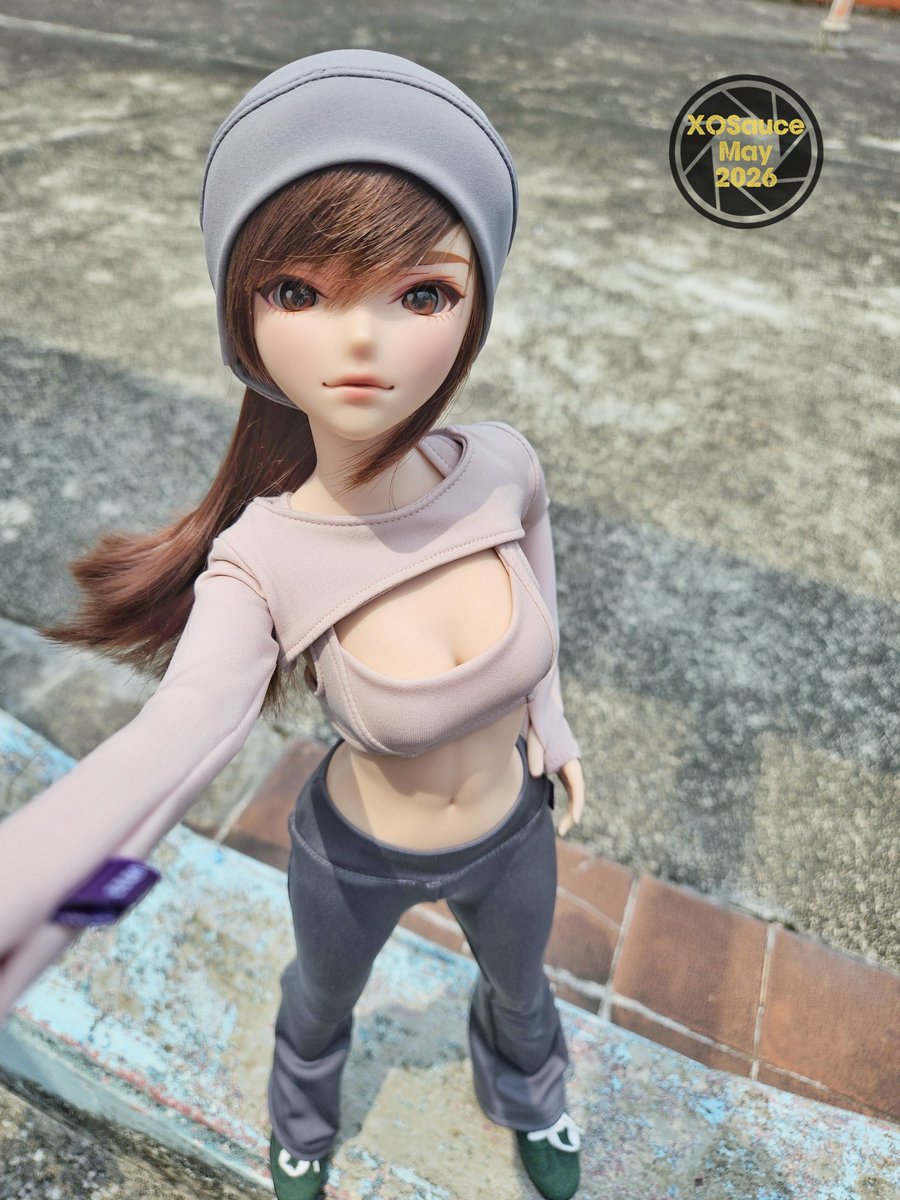xosauce2016's tweet photo. It's hot but windy! Even so I could still take pictures!🥰

#smartdoll #smartdollclothes #dannychoo 
#bjd #cgmythmaker_cgmm
#smartdolls #CULTUREJAPAN  #fashion #balljointdoll #balljointdollclothes #dollfashion #dollphotography #dollstagram #kawail https://t.co/0XJUevbwnL