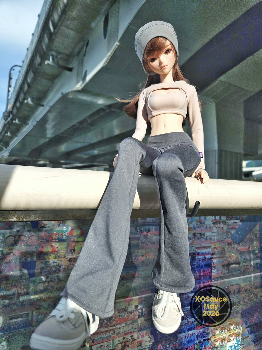 xosauce2016's tweet photo. It's hot but windy! Even so I could still take pictures!🥰

#smartdoll #smartdollclothes #dannychoo 
#bjd #cgmythmaker_cgmm
#smartdolls #CULTUREJAPAN  #fashion #balljointdoll #balljointdollclothes #dollfashion #dollphotography #dollstagram #kawail https://t.co/0XJUevbwnL