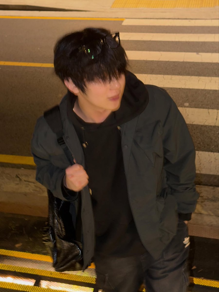 ʏᴄ. tweet media