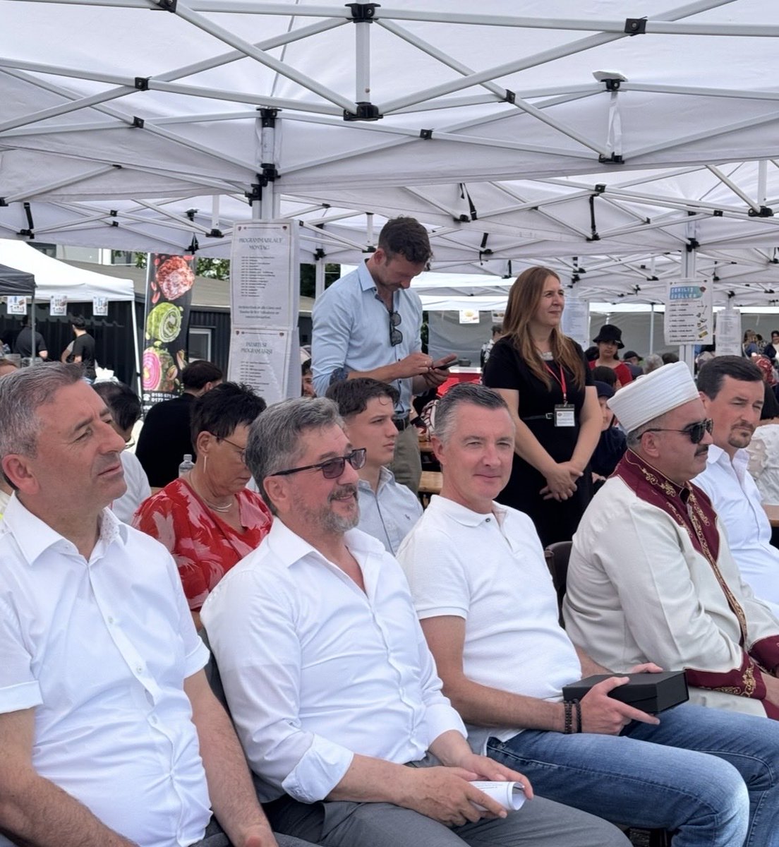 hiabis's tweet photo. #Siegburg #DİTİB 
İl siyasi Parti Başkanları, STK Başkanları ve Kilise, Cami temsilcileri katkılarıyla
23 NİSAN 19 Mayıs anısına çocuk ve gençlik bayramı kutladık. https://t.co/OGCXhXBDZp
