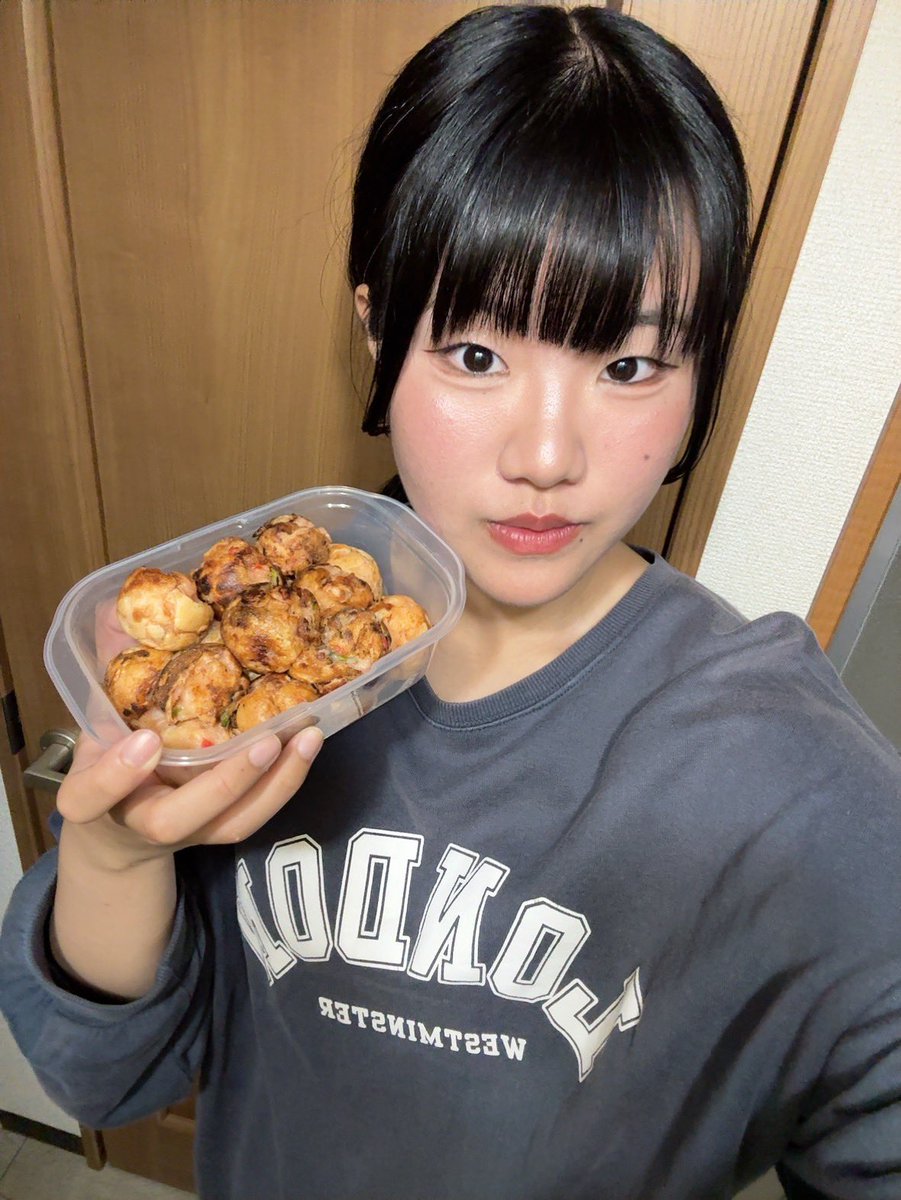 岡田 まなみ🦓パピー tweet media