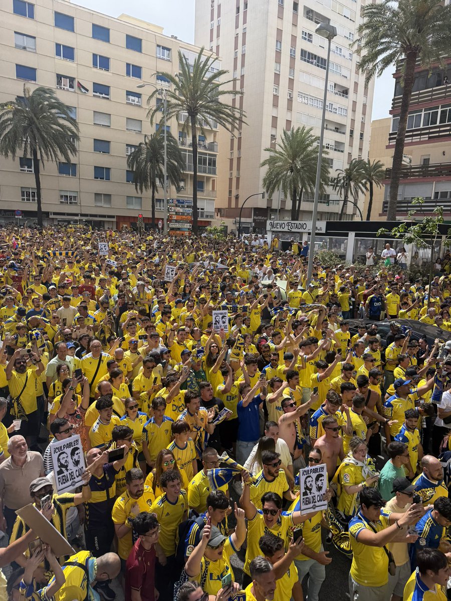 Komando Armando 💛💙 (Guille) tweet media