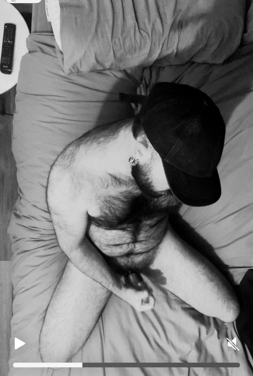 Annonhunk's tweet photo. Look at it when u stroke it . https://t.co/D8yq4RZOnw